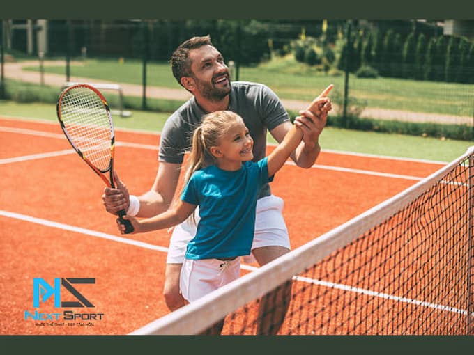 Tips chọn vợt tennis cho trẻ em phù hợp nhất