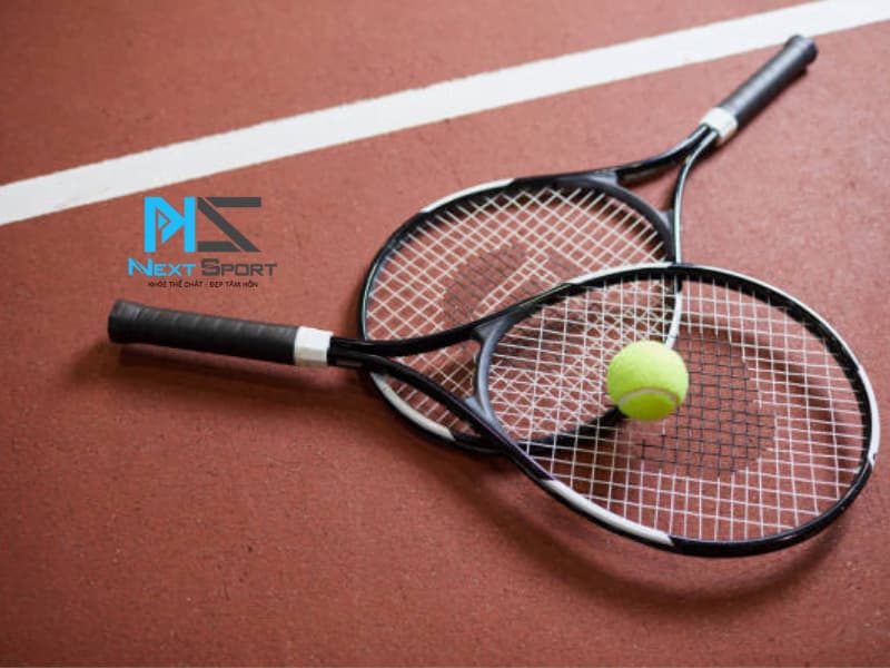 Chọn vợt tennis đạt tiêu chuẩn quốc tế